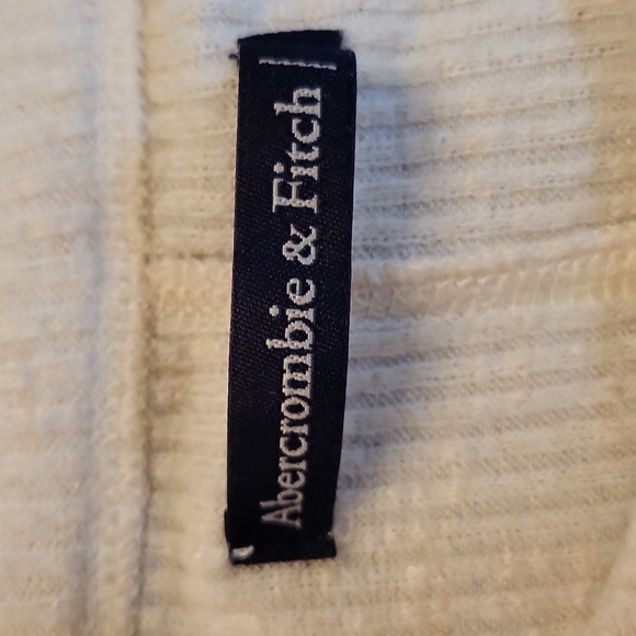 Abercrombie & Fitch Short Sleeve Tee Bundle - Picture 4 of 6